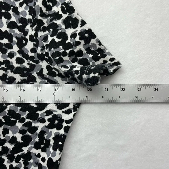 Ellen Tracy Shirt Dress Women's XS White Black Cheetah Print Round Neck Pullover - Picture 3 of 11